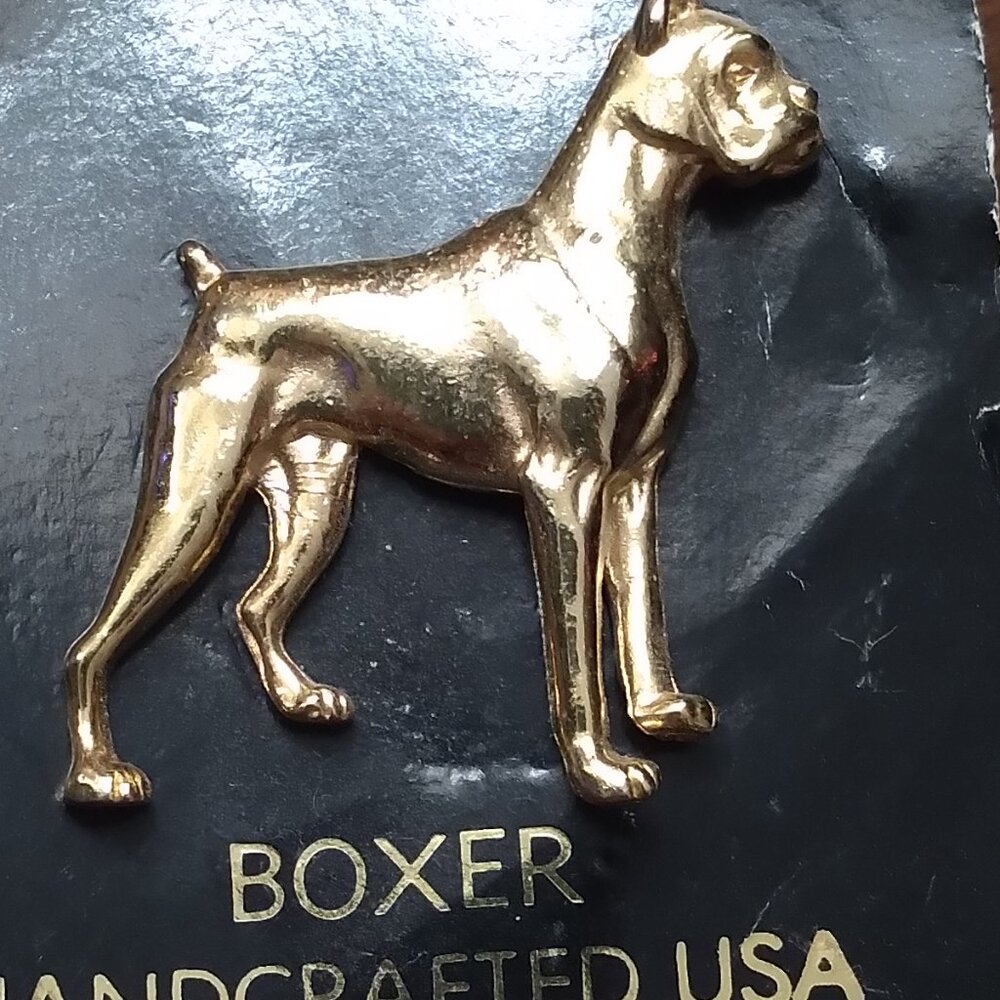 Boxer Tac Pin